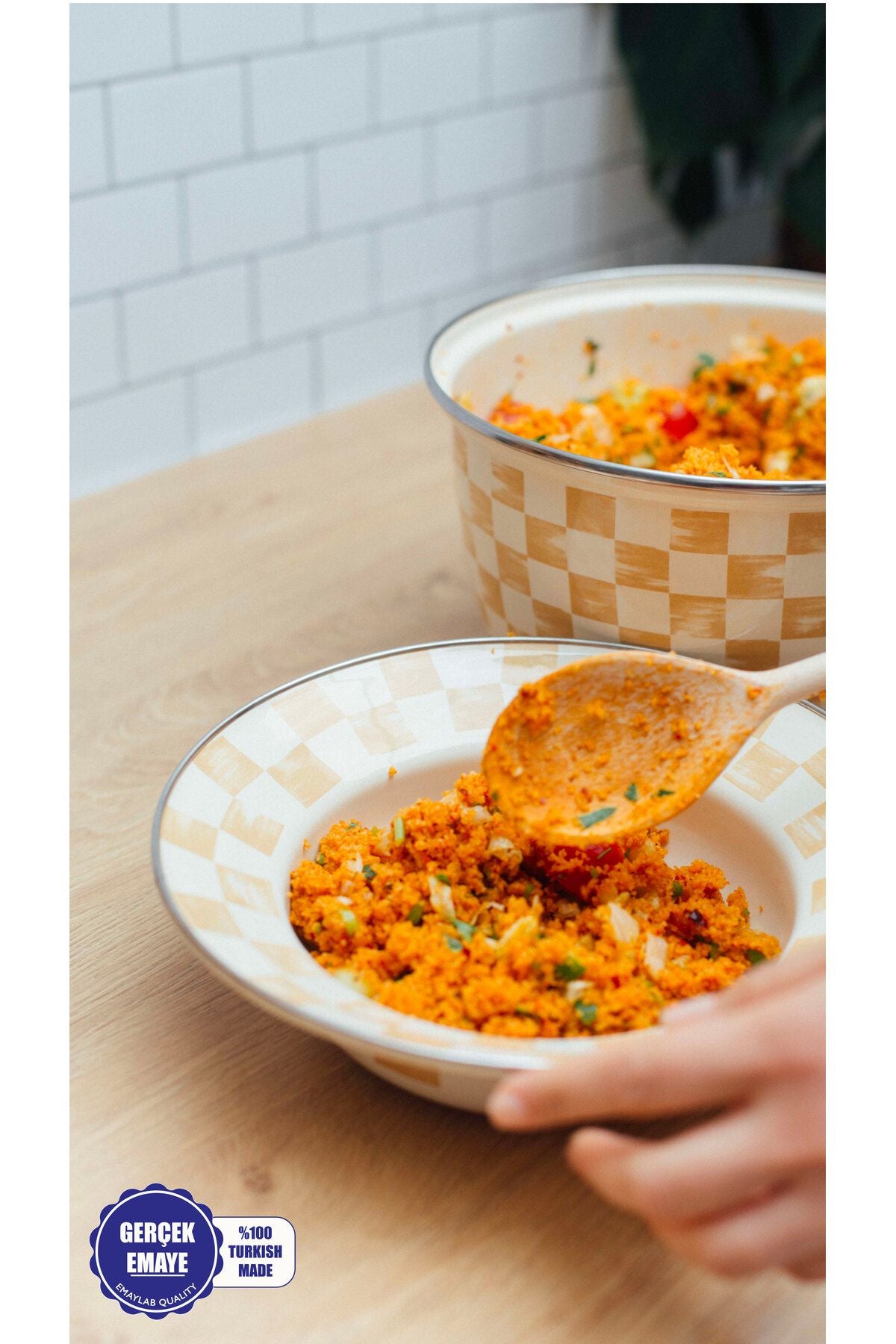 Beige Dama Desenli Emaye Çukur Makarna Ve Salata Tabağı 24cm