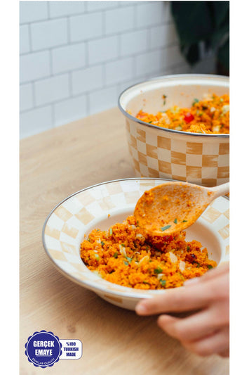 Beige Dama Desenli Emaye Çukur Makarna Ve Salata Tabağı 24cm