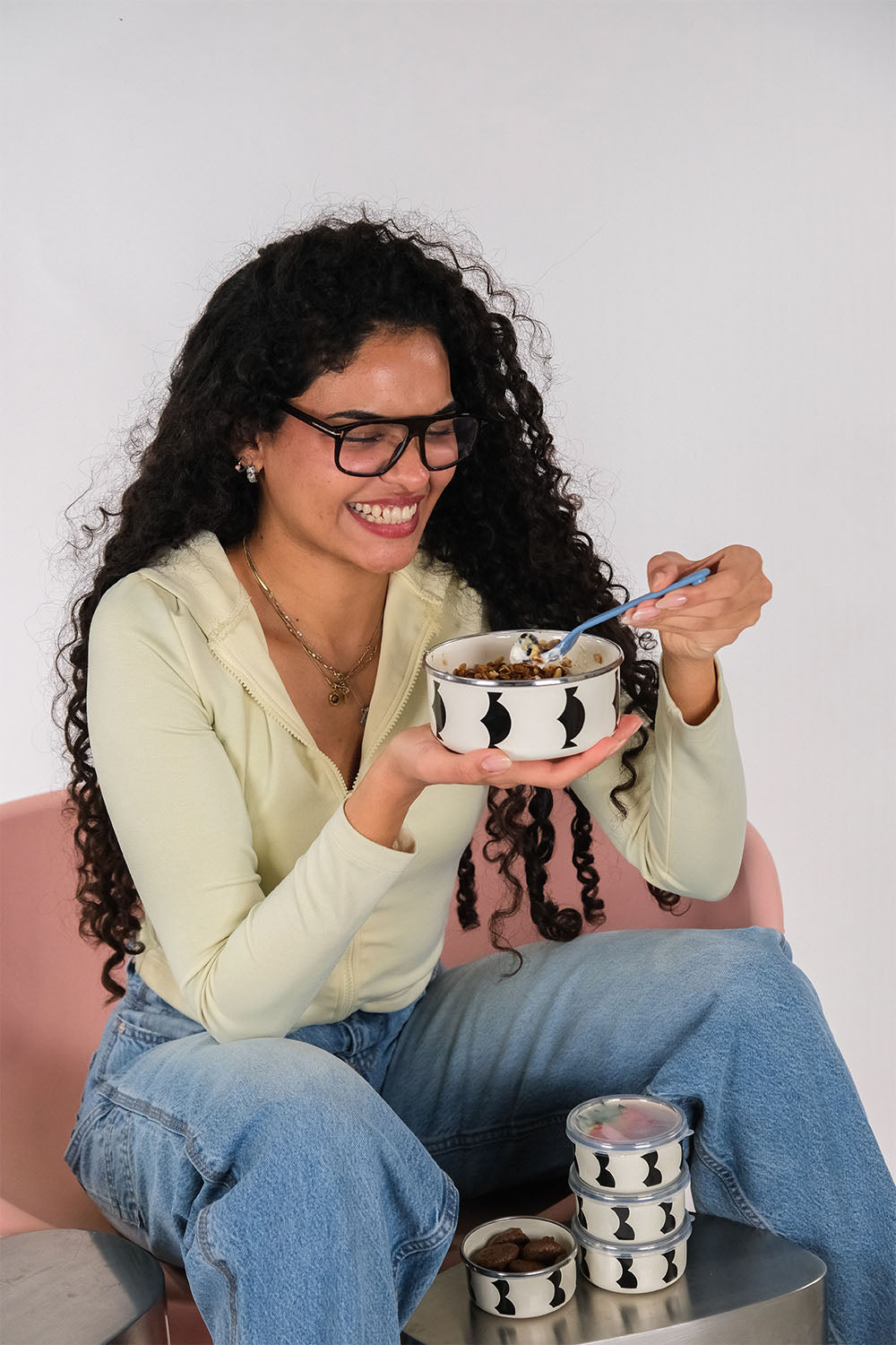 EmaylabxPeppythings Milky Emaye 4’lü Kapaklı Kase Çerezlik, Kahvaltılık, Reçellik, Zeytinlik, Sunumluk Seti 8cm 200 ml