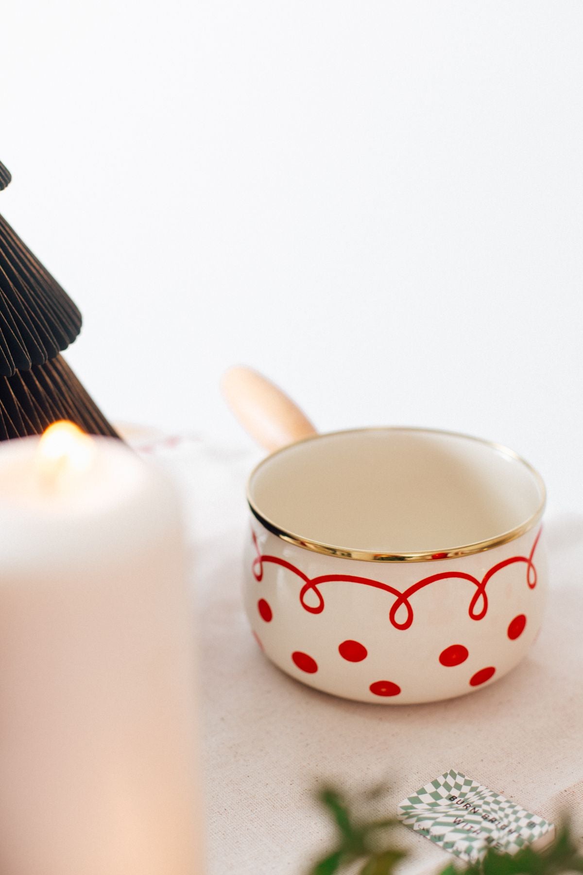 Merry Yılbaşı Özel Emaye Tava 16cm (1,3 Litre)