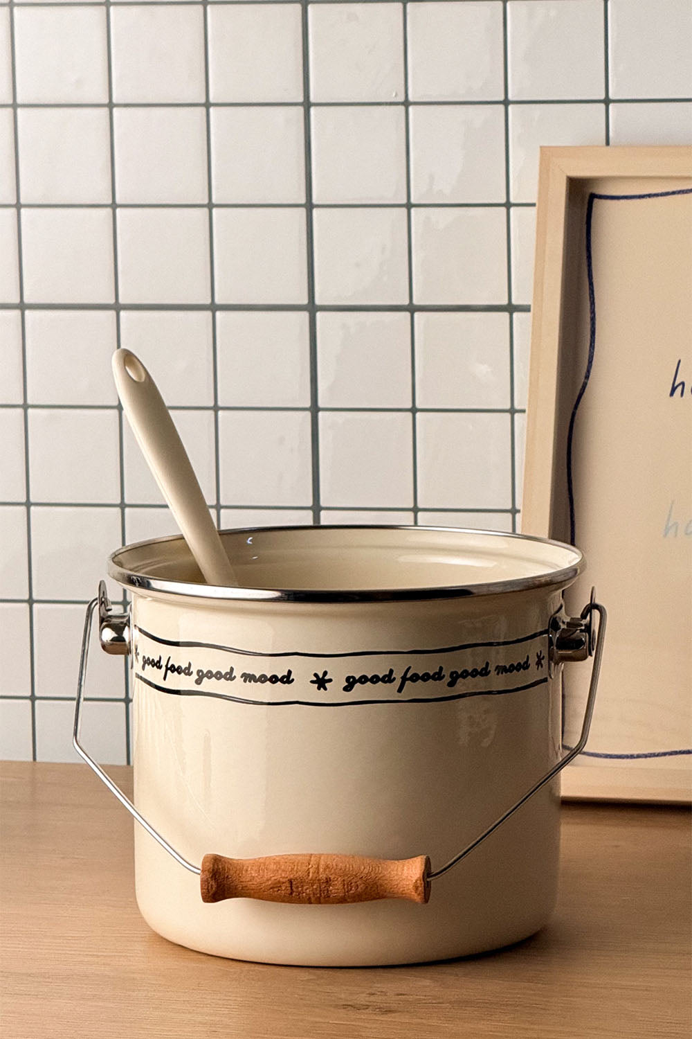 Mood Ahşap Detaylı Emaye Yoğurt/bakliyat Bakracı(20CM-3 LİTRE-TÜM OCAKLARLA UYUMLU)