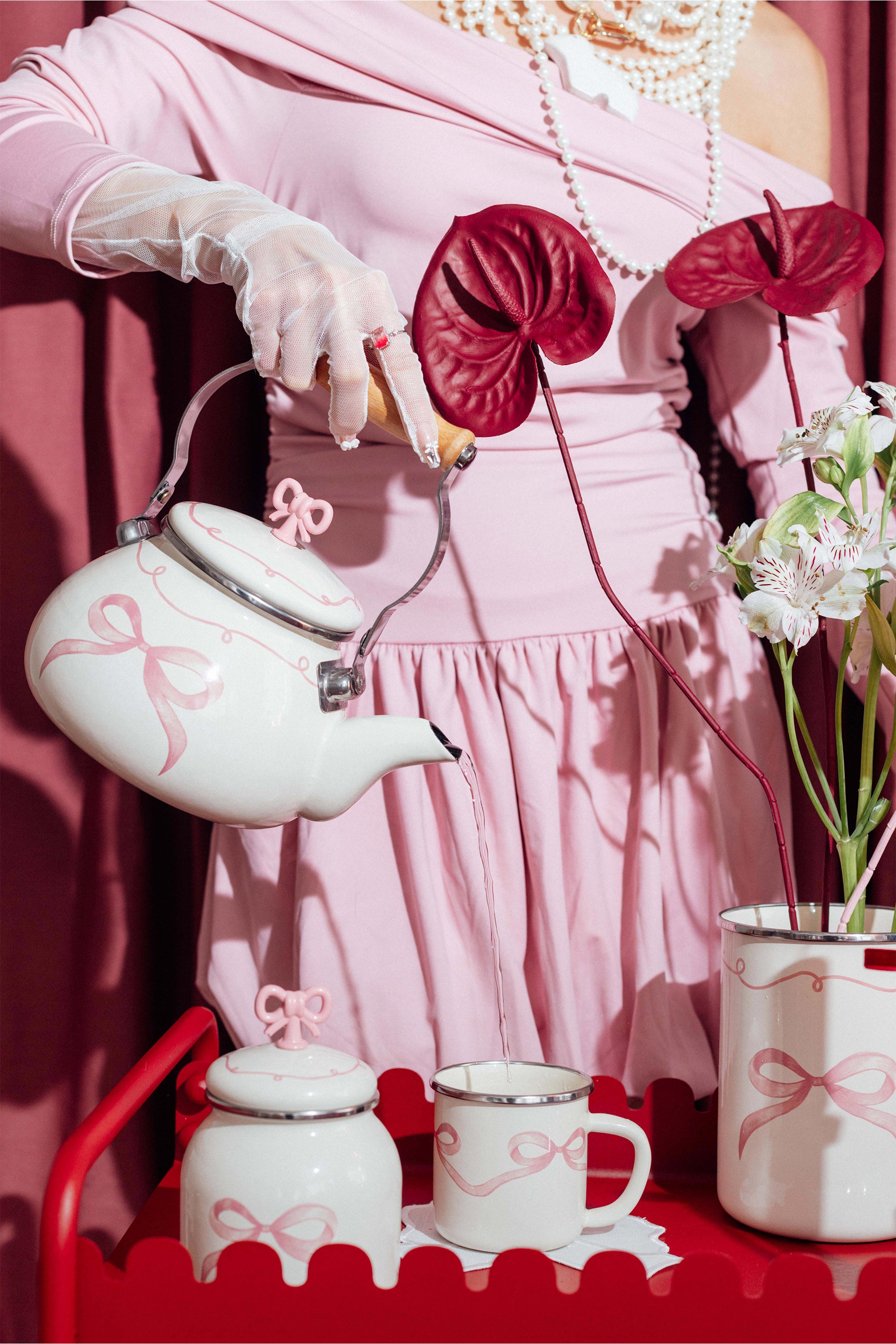 Rebel Bow Kurdele Desenli Emaye Vintage Kettle